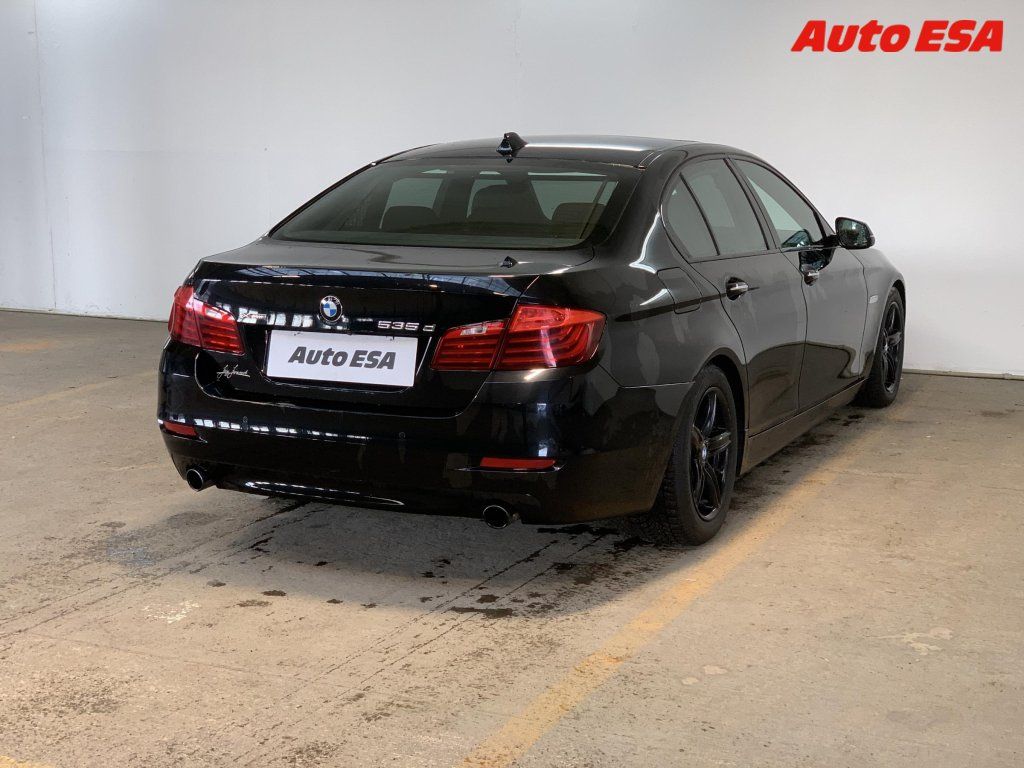 BMW Řada 5, 3.0D 535d xDrive,AT,navi - fotka 6