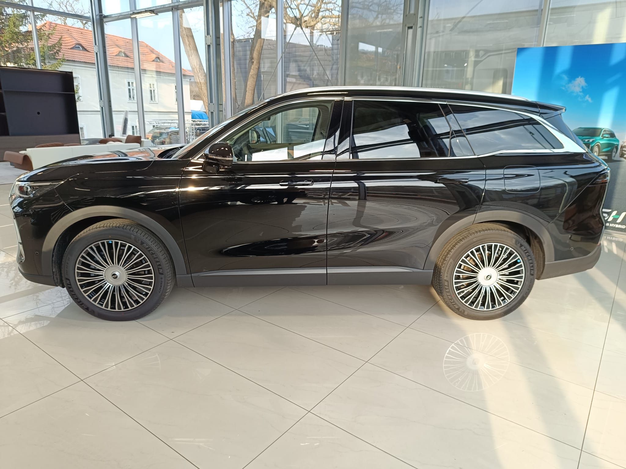 Chery Tiggo 9 PHEV, UNIQUE 1.5 TGDI PHEV - fotka 4