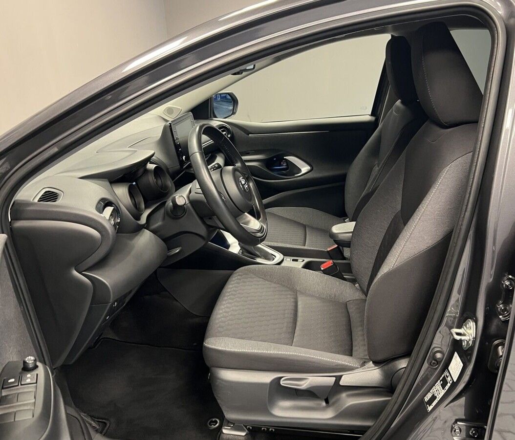 Toyota Yaris, 1,5 Hybrid AT COMFORT STYLE TE - fotka 6
