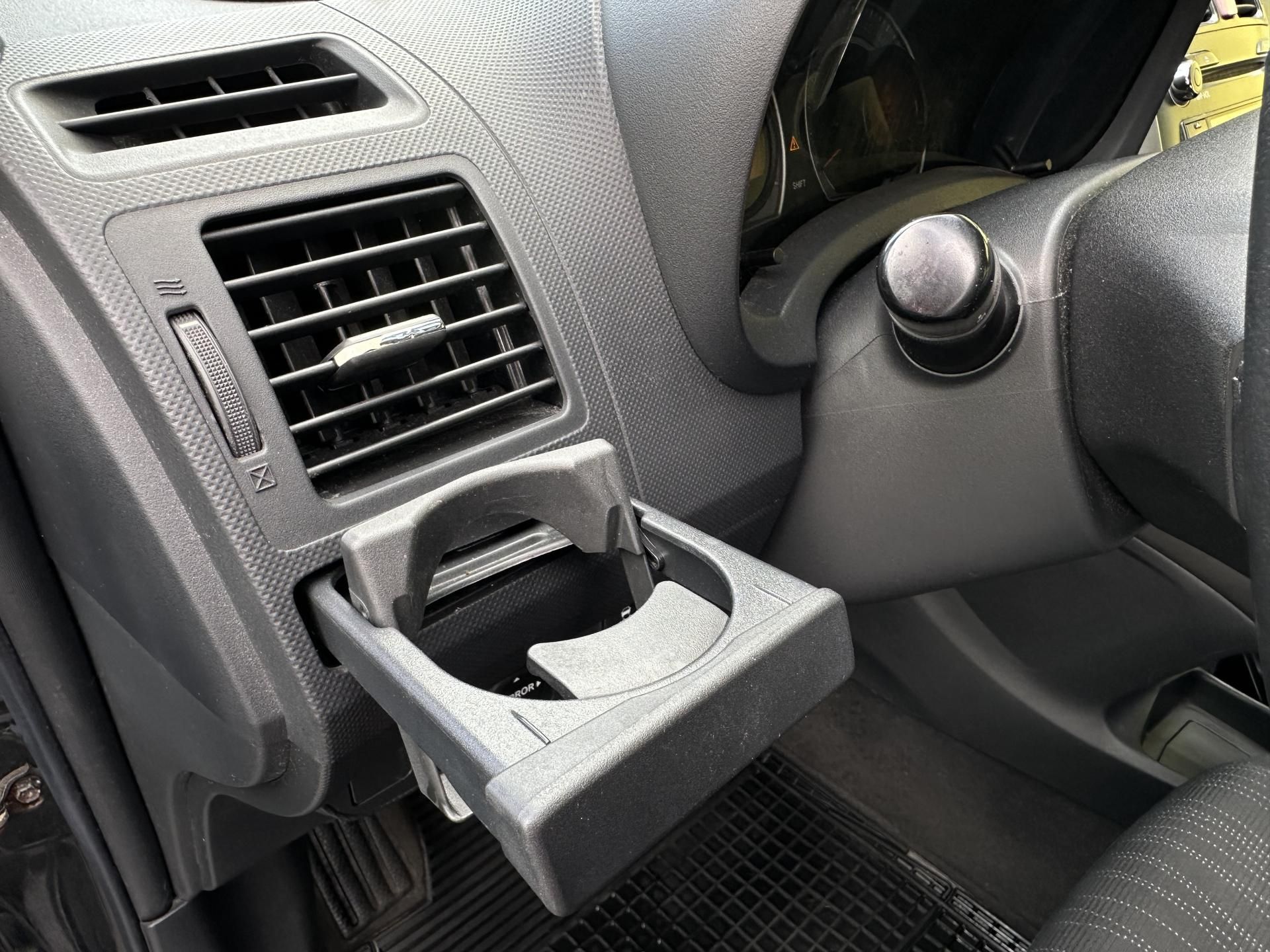 Toyota Auris, 1.6/91kW * KLIMA * 5.DV - fotka 6