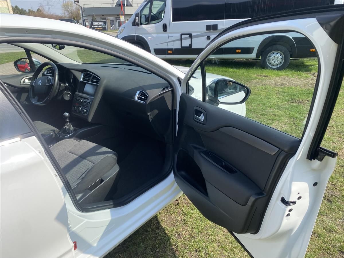 Citroën C4, 1,6 - fotka 5