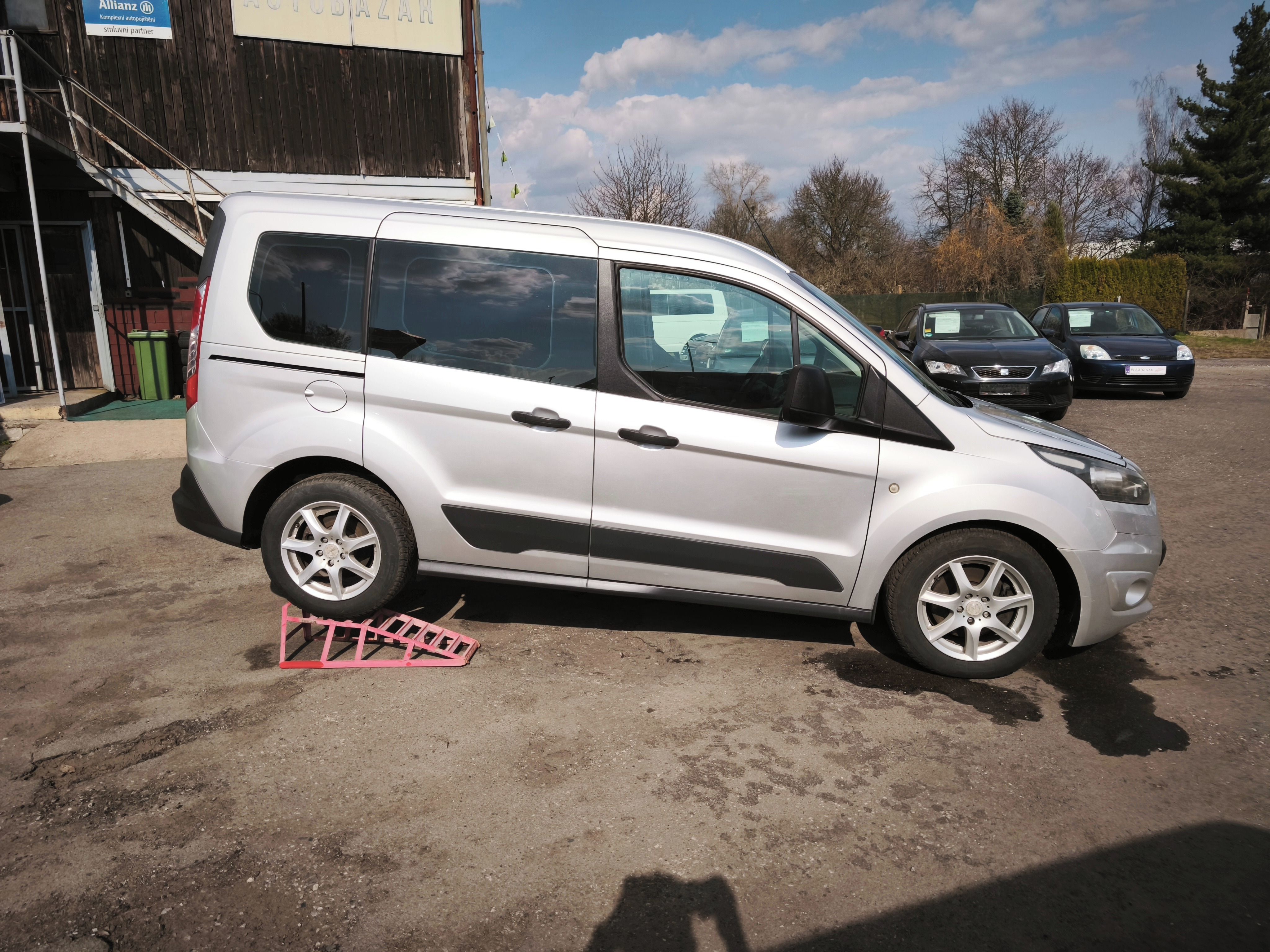 Ford Tourneo Connect, 1.6 TDCi Trendline,ALU,Klima - fotka 4