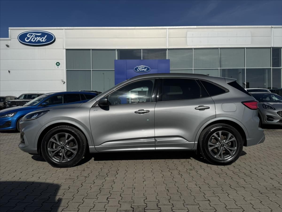 Ford Kuga, 2,5 HEV 140kW ST-Line - fotka 2