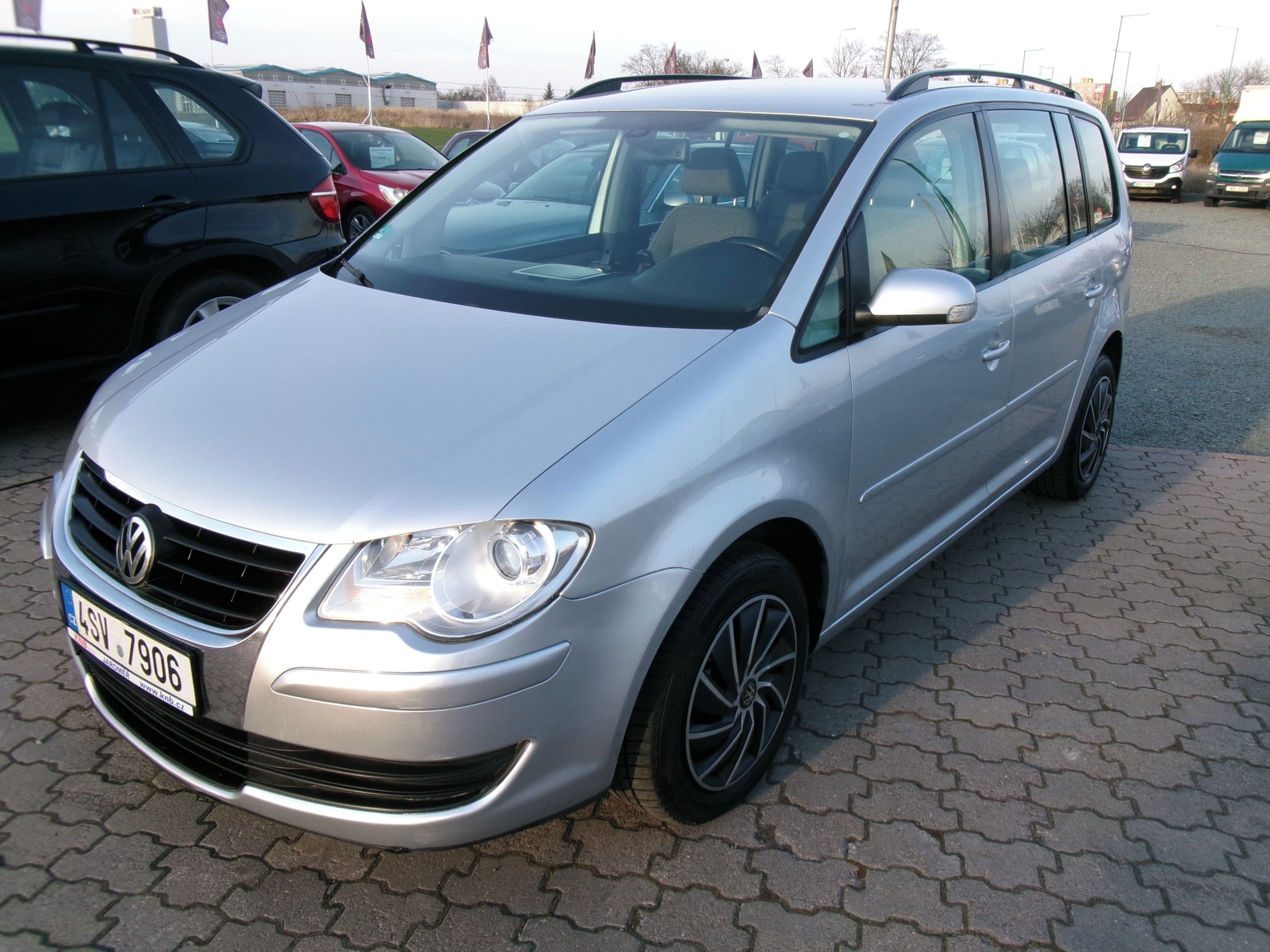 Volkswagen Touran, 2.0TDi 103kw,serviska - fotka 3