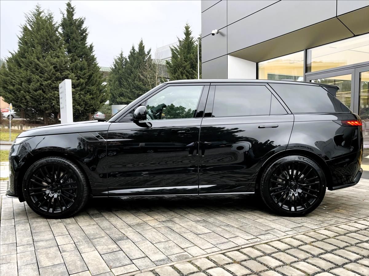 Land Rover Range Rover Sport, 4,4 SV BLACK EDITION P635 - fotka 2