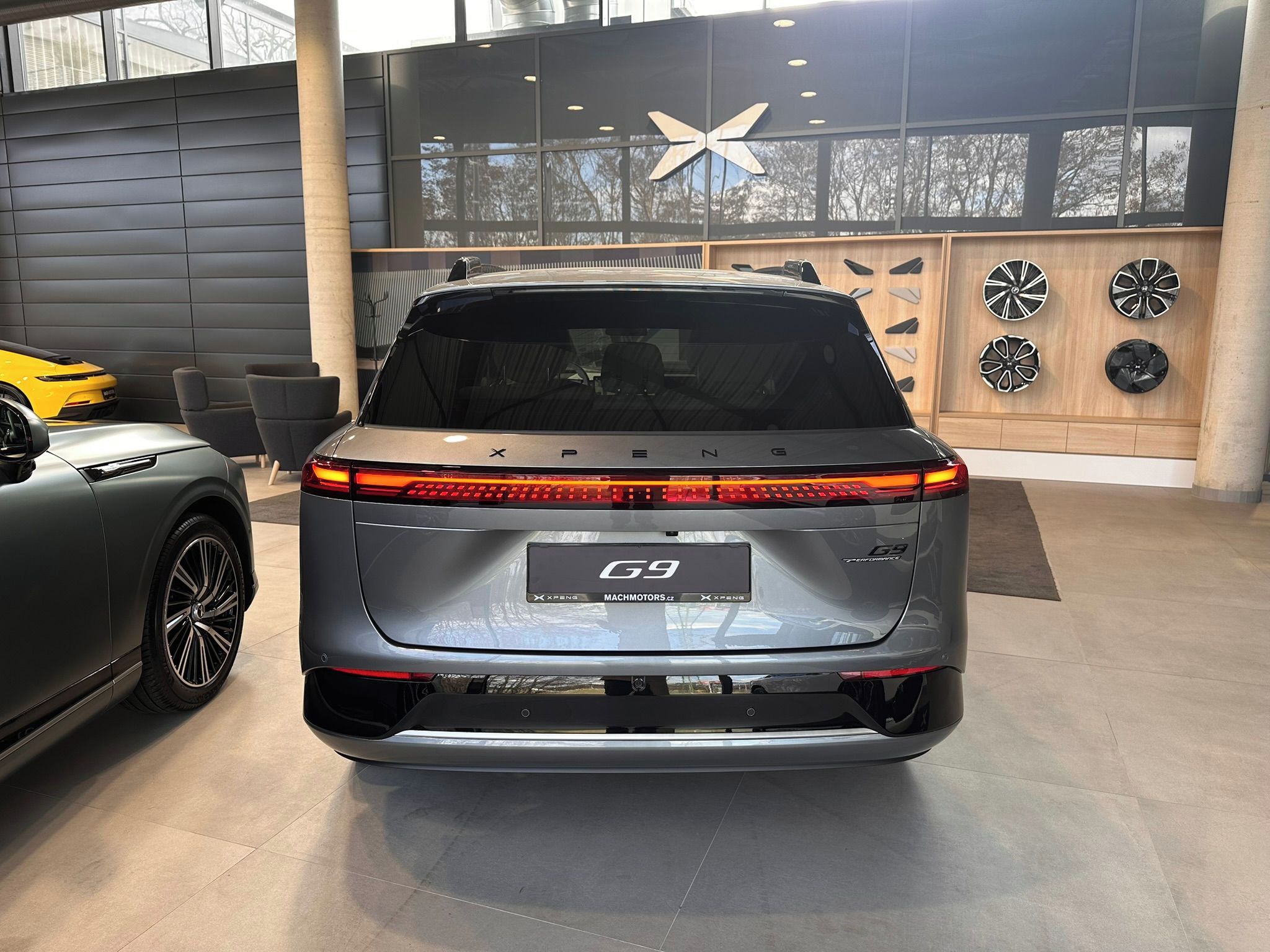 XPENG G9, AWD Performance - fotka 5