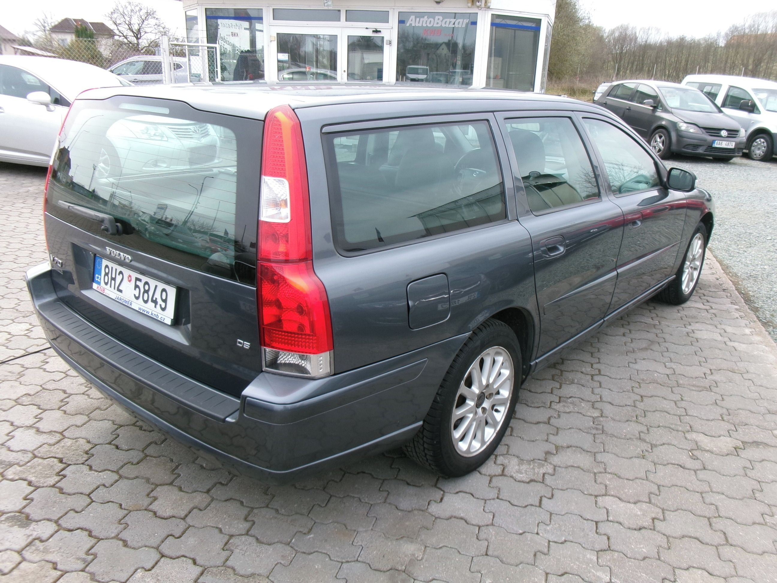 Volvo V70, 2.4D 136kw,aut klima. - fotka 6