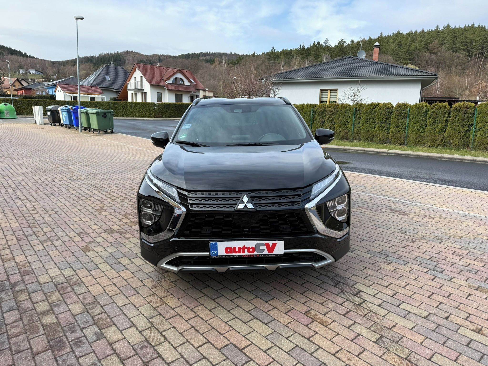 Mitsubishi Eclipse Cross, 2.4 PHEV 138kW 4x4 ZÁRUKA - fotka 4