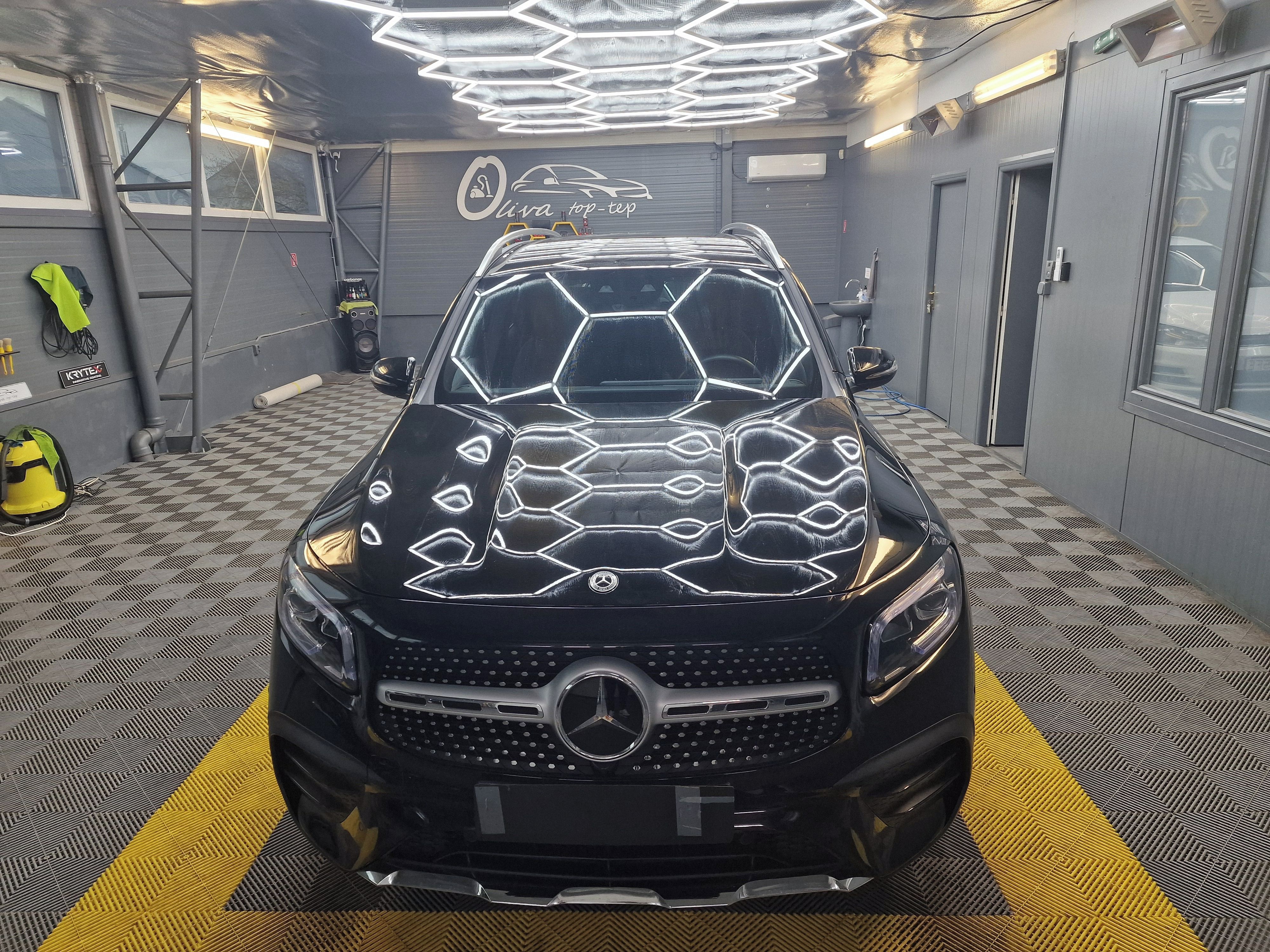 Mercedes-Benz GLB, AMG PACKET SERVISOVANO - fotka 2