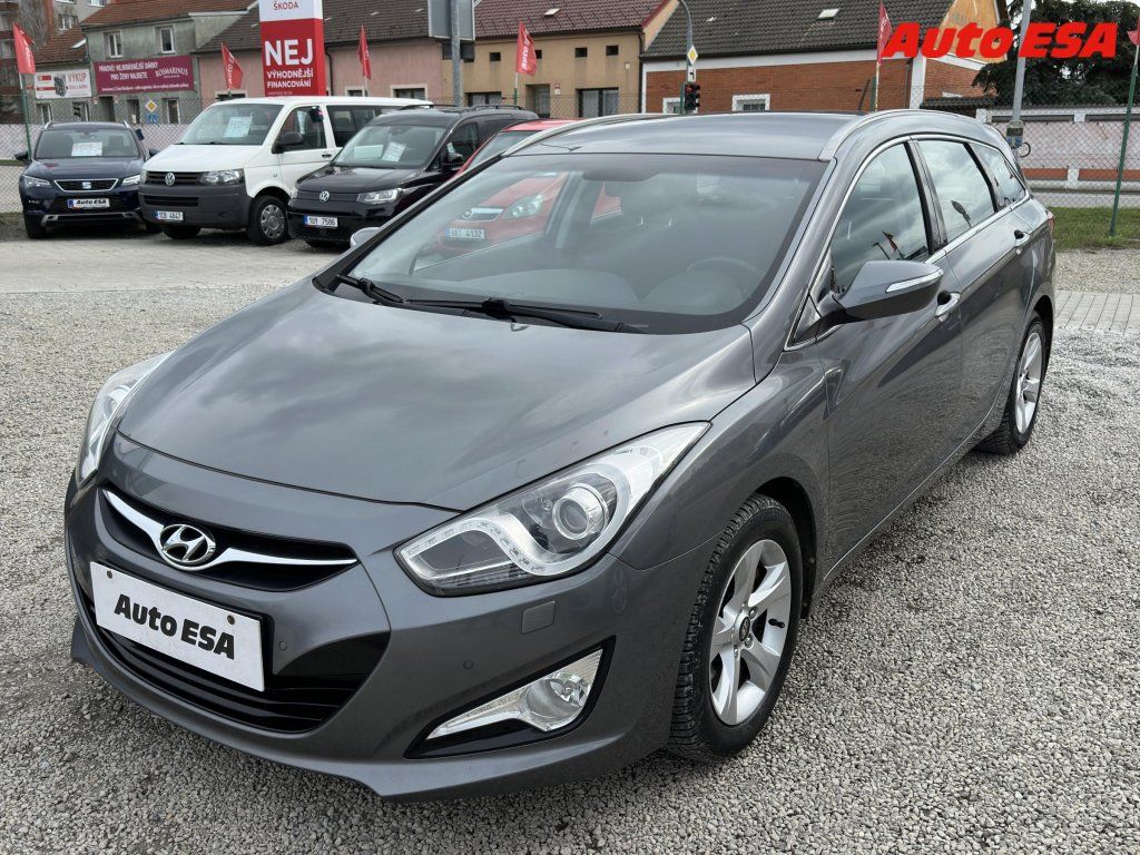 Hyundai i40, 1.7 CRDi,AT,výhřev sed - fotka 3