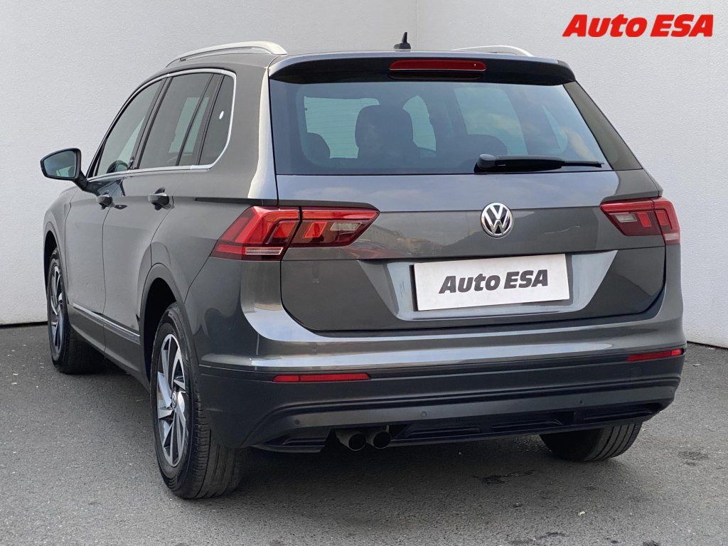 Volkswagen Tiguan, 1.4 TSi,Sound,navi,+kola - fotka 6