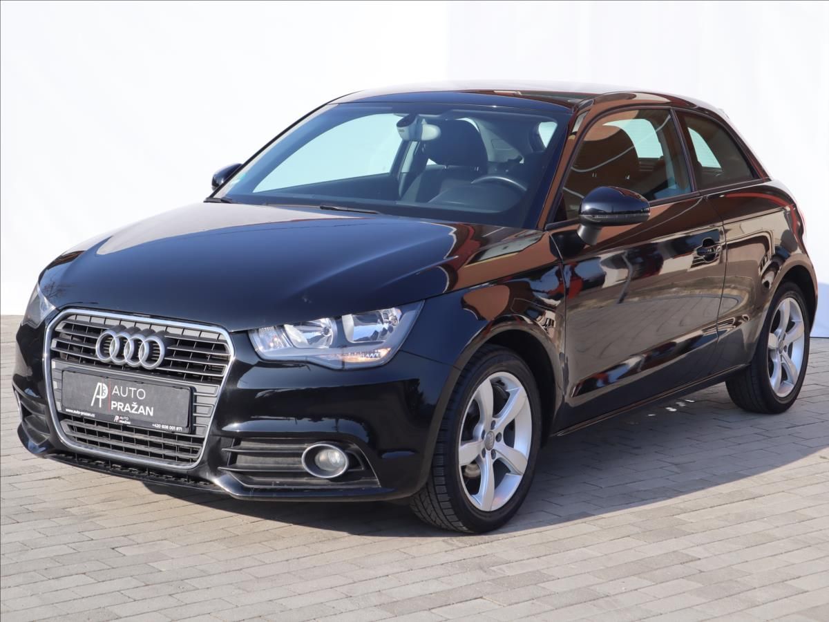 Audi A1, 1,2 TSi MMI Výhřivané sedadla - fotka 3