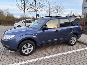 Subaru Forester 2.0XS benzín