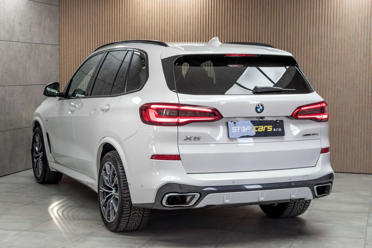 BMW X5, xDrive30d ///MSPORT*TAŽNÉ*ČR* - fotka 4