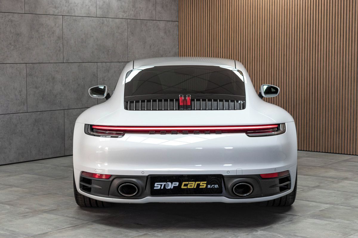 Porsche 911, 992 CARRERA 4*BLACK PAKET*DPH* - fotka 5