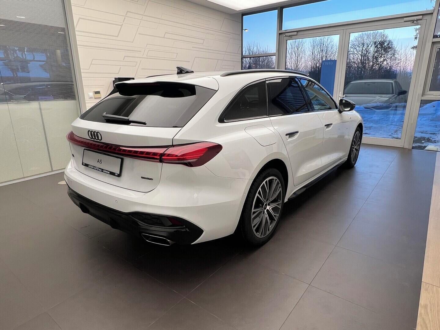 Audi A5, Avant TFSI quattro 150 kW - fotka 3