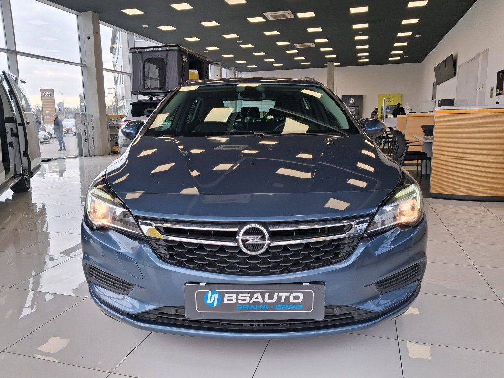 Opel Astra, 1.4T 92kW 2016 - fotka 2