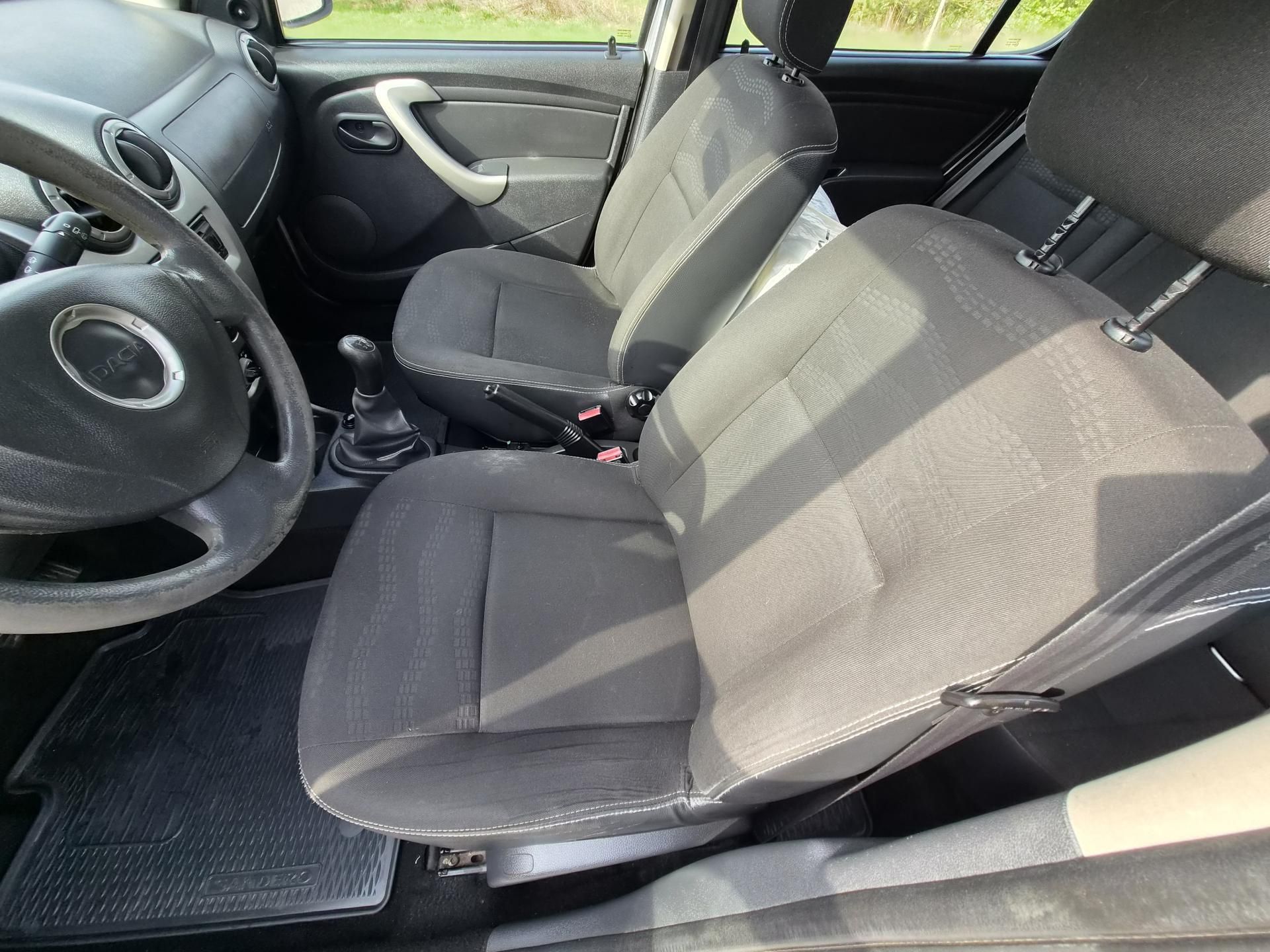Dacia Sandero, 1,6 STEPWAY - fotka 6