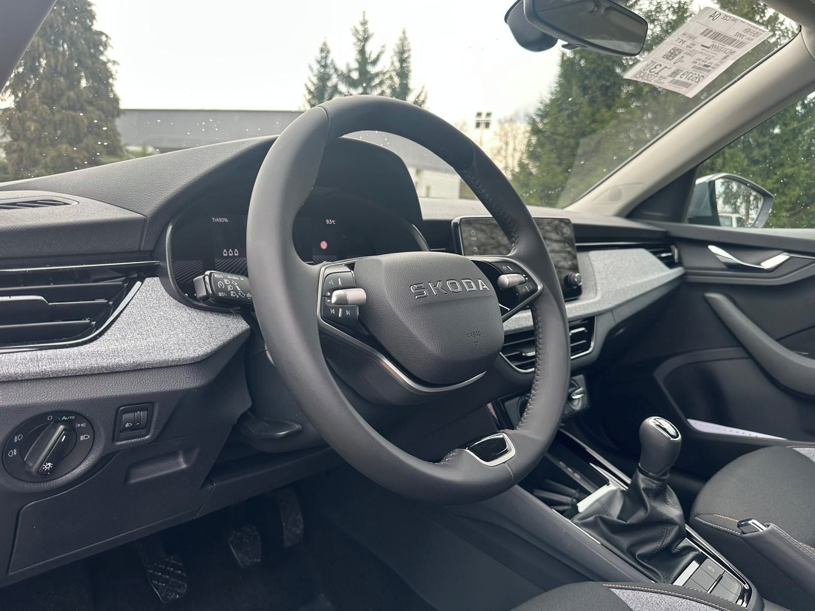 Škoda Kamiq, 1,0 TSI 70 kW man. 130 let - fotka 5