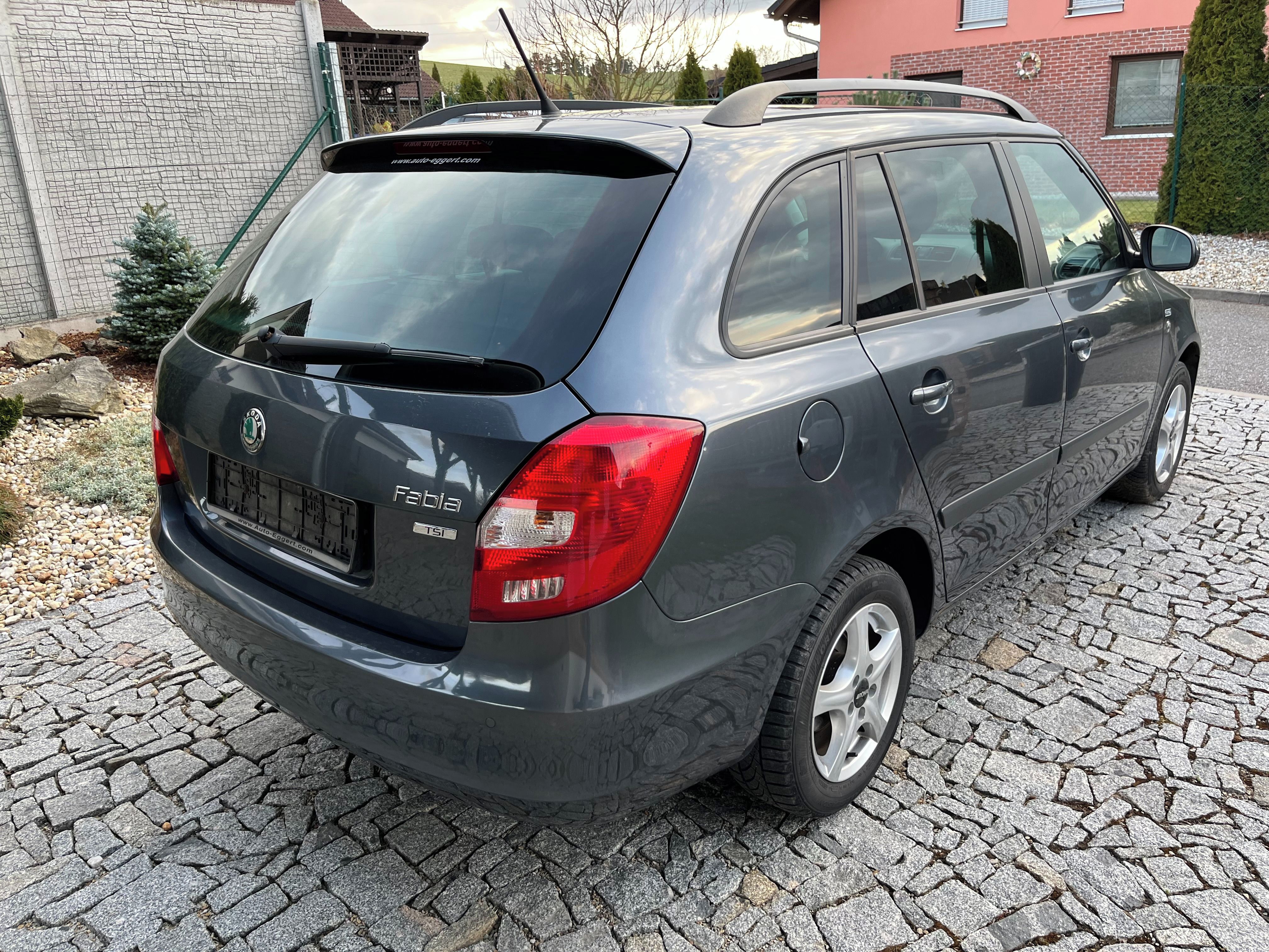 Škoda Fabia, 1.2 TSi Family PROVĚŘENÉ - fotka 2