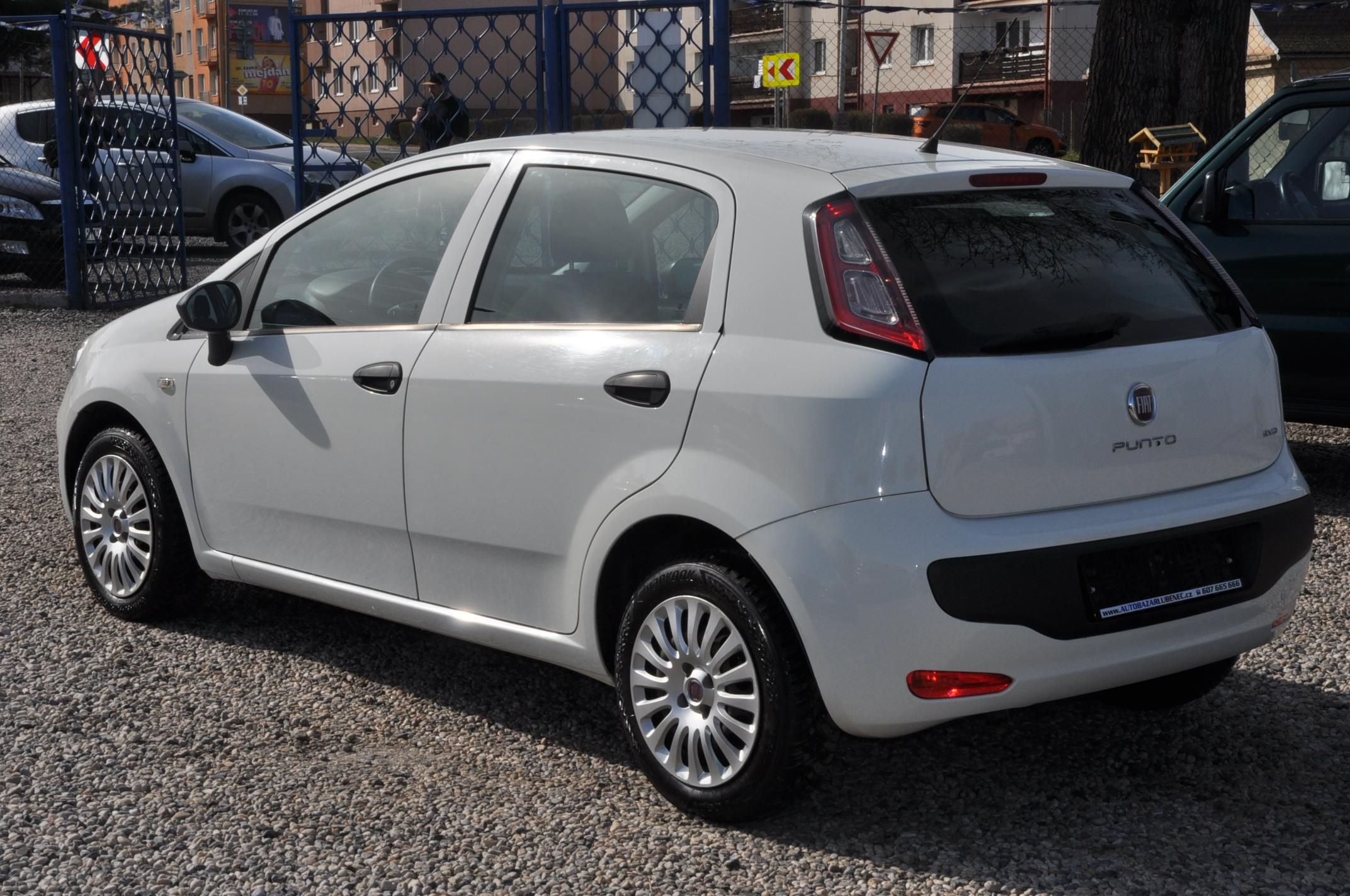Fiat Punto, 1.4i 55kW EVO - fotka 4
