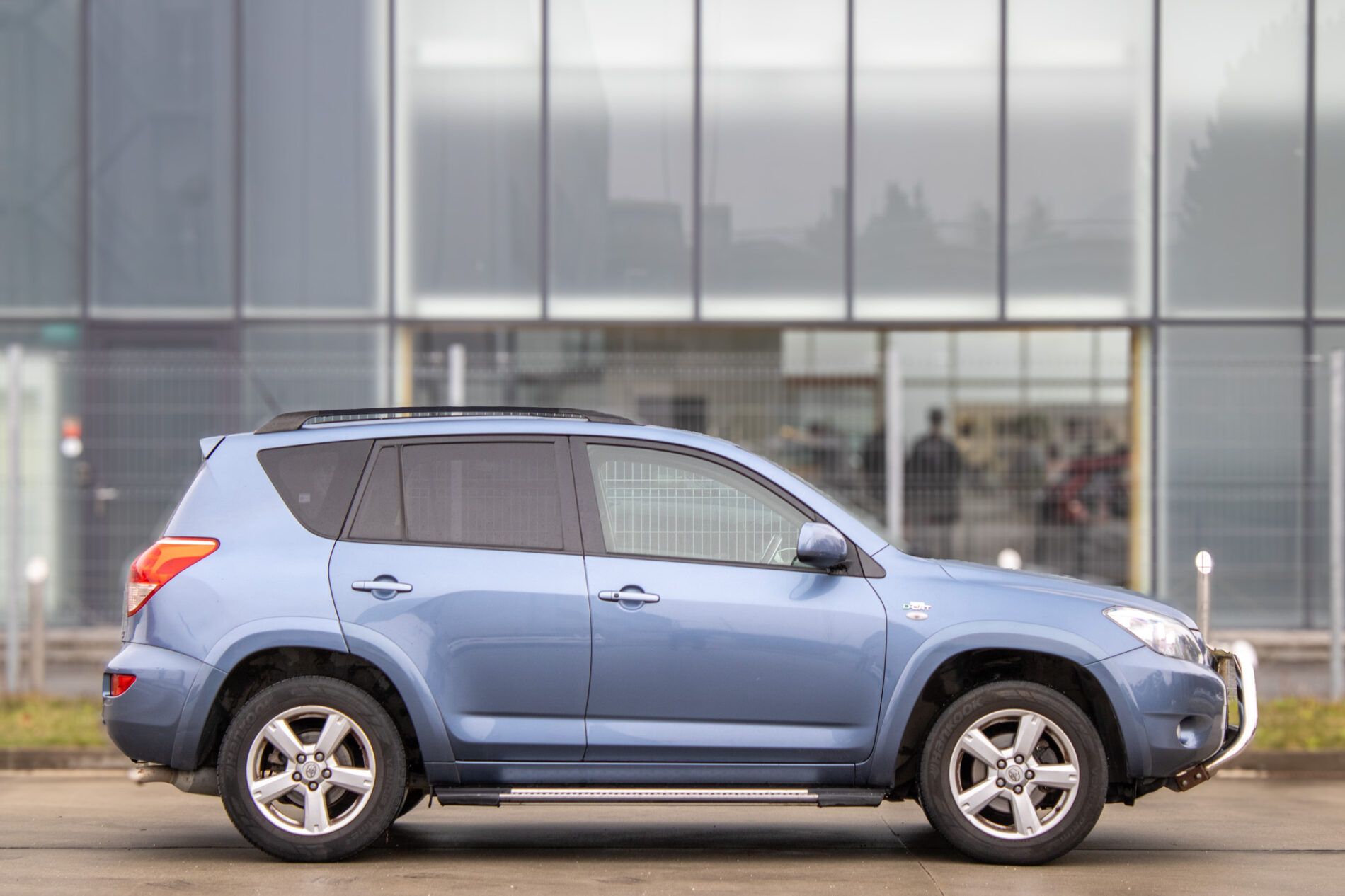 Toyota Rav4 - fotka 4