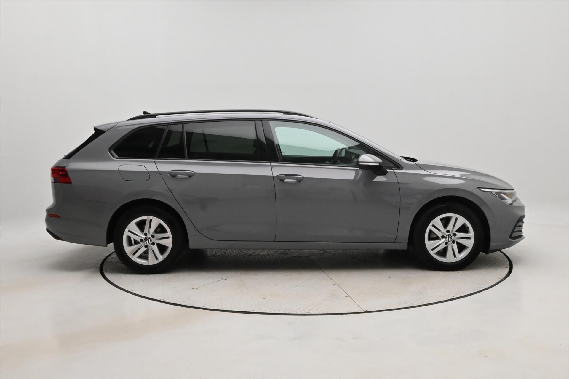 Volkswagen Golf, 2,0 TDI 110 KW DSG Life Záruka - fotka 4