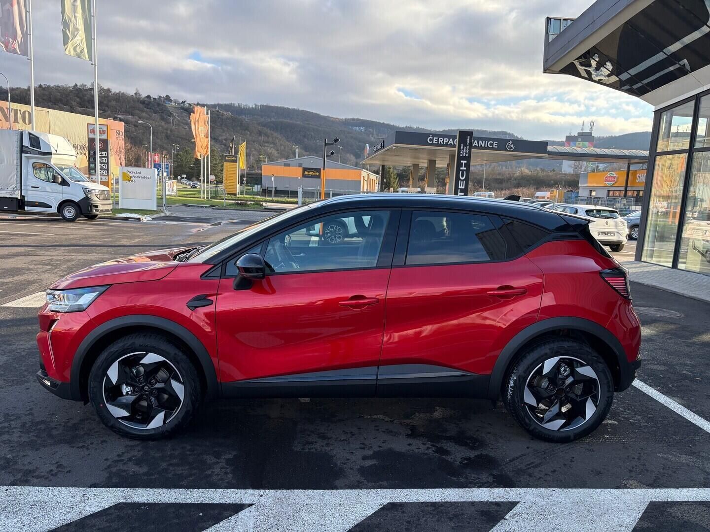 Renault Captur, Techno Mild Hybrid 140 EDC 1,3 - fotka 4