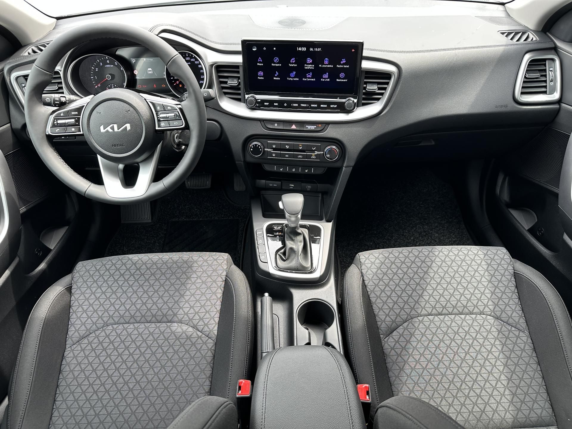 Kia Cee´d SW, 1.5 T-GDi 7DCT SPIN - fotka 5