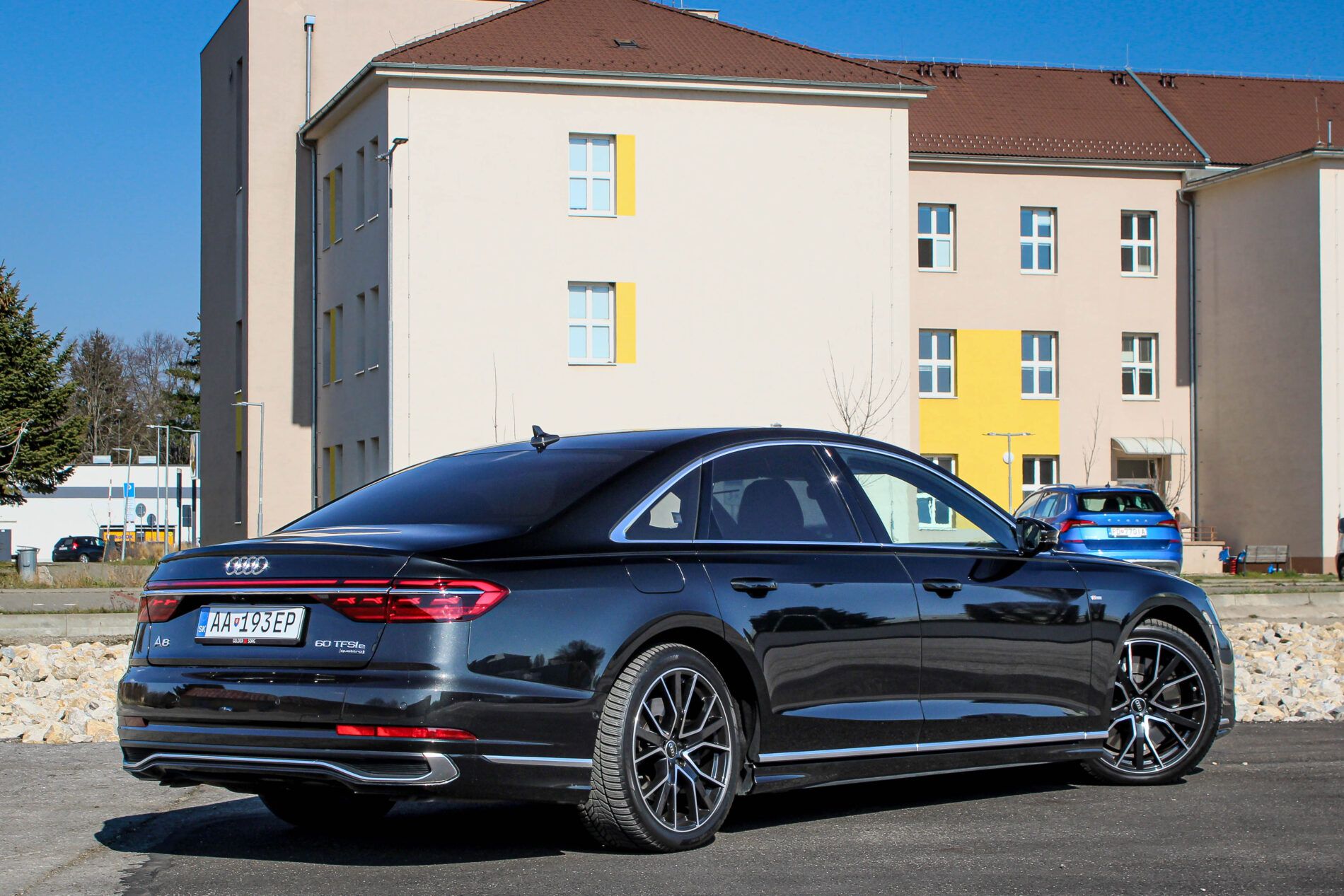 Audi A8 - fotka 6