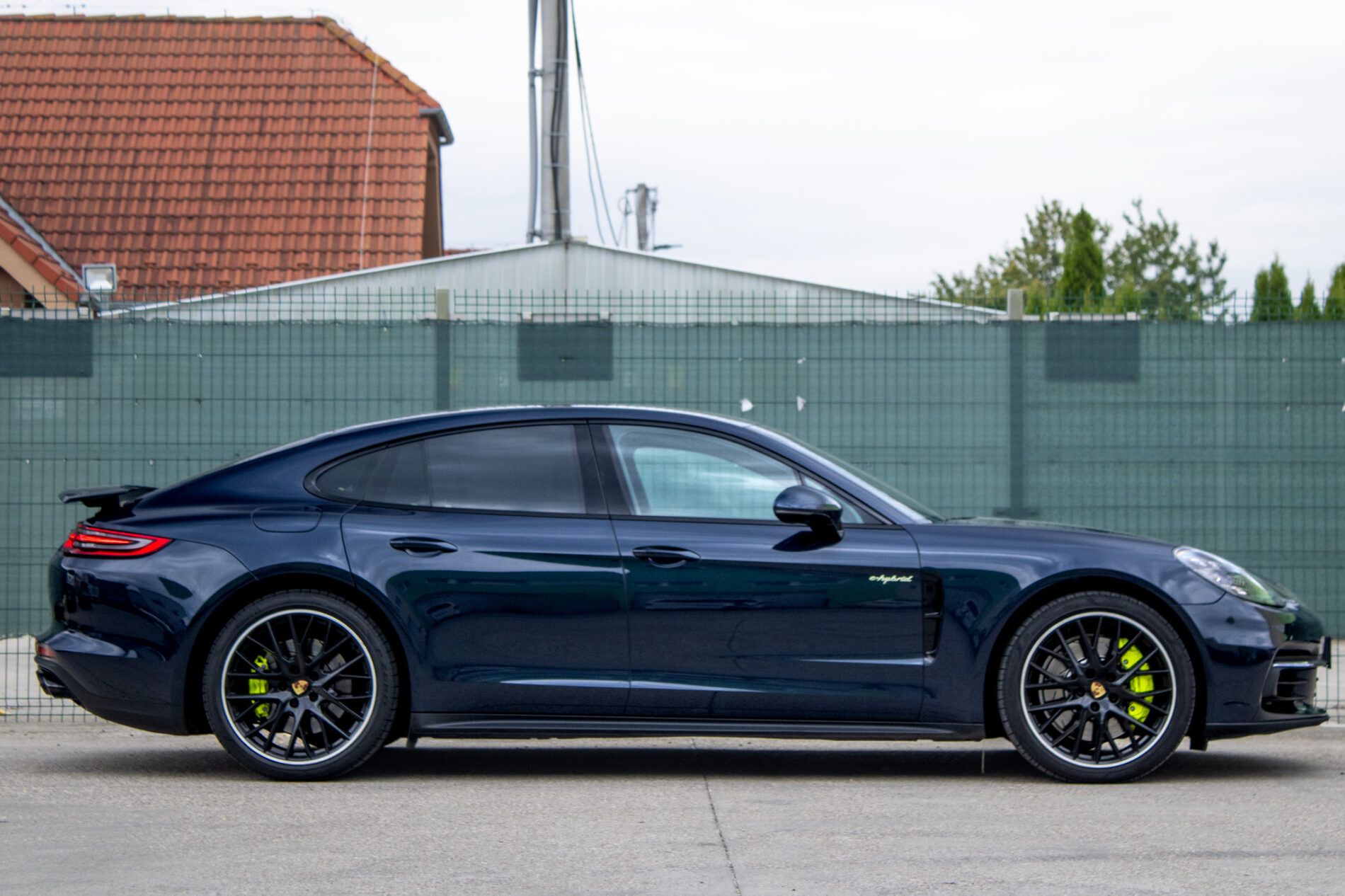 Porsche Panamera - fotka 4