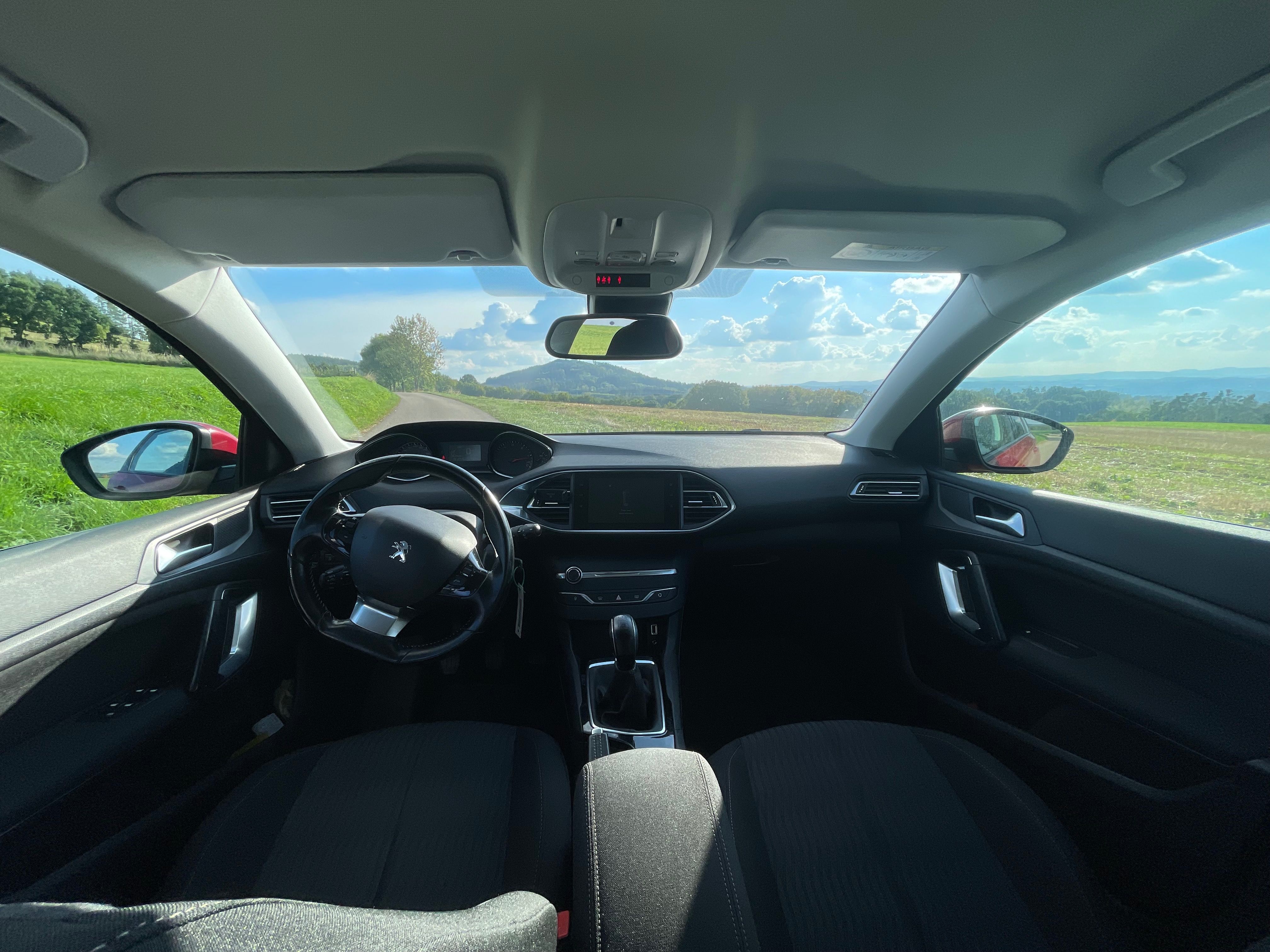 Peugeot 308 - fotka 6