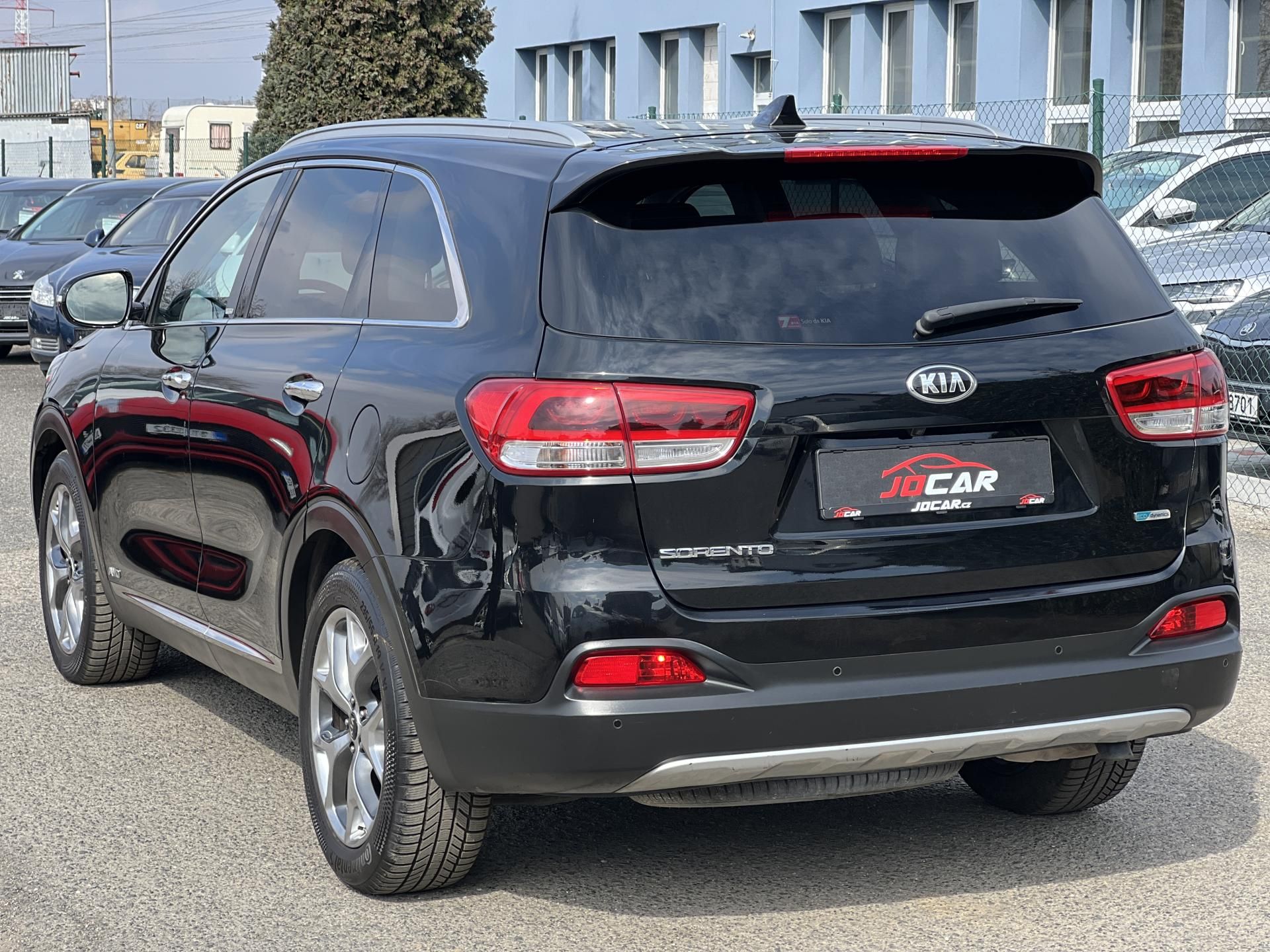 Kia Sorento, 2.2CRDi REBEL 4x4 KŮŽE 7MÍST - fotka 5