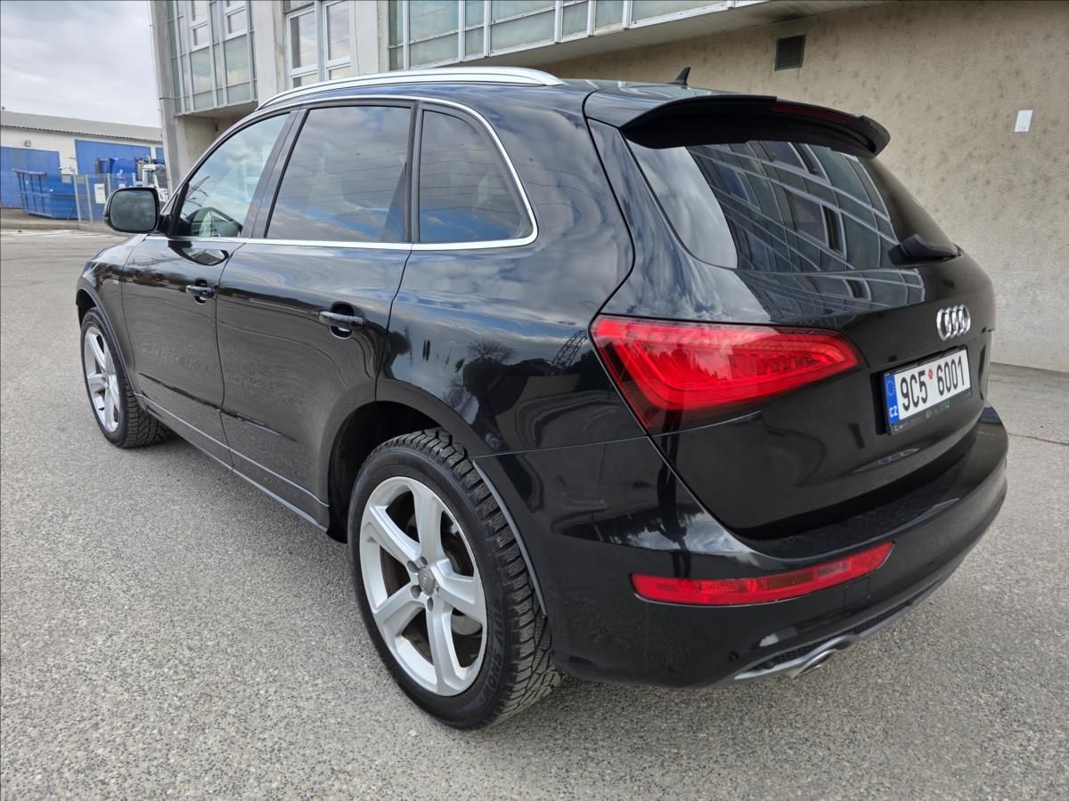 Audi Q5, 3.0TDI V6 180KW QUATTRO S-LINE - fotka 4
