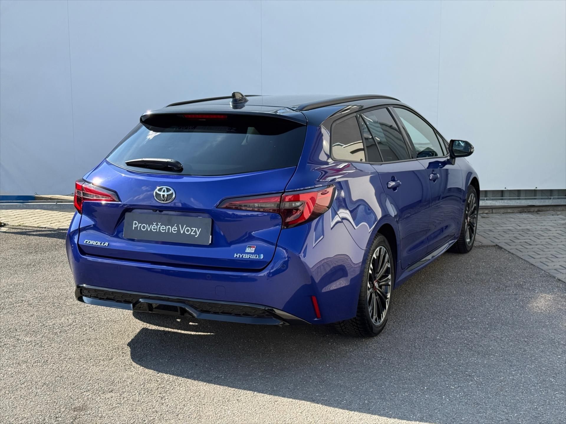 Toyota Corolla, 1,8 GR sport, Hybrid - fotka 6