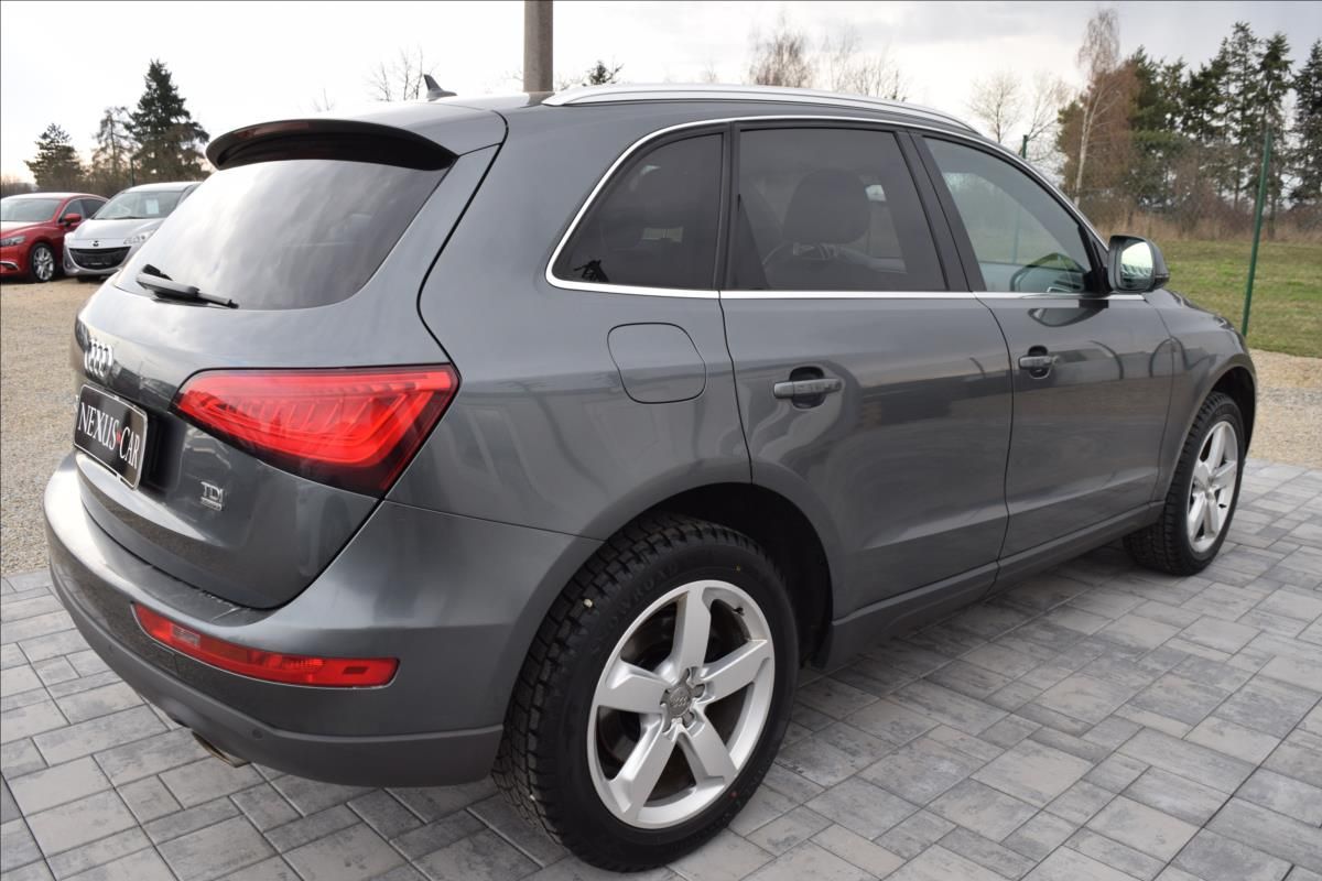 Audi Q5, 3,0 V6 180KW S-LINE AUTOMAT - fotka 5