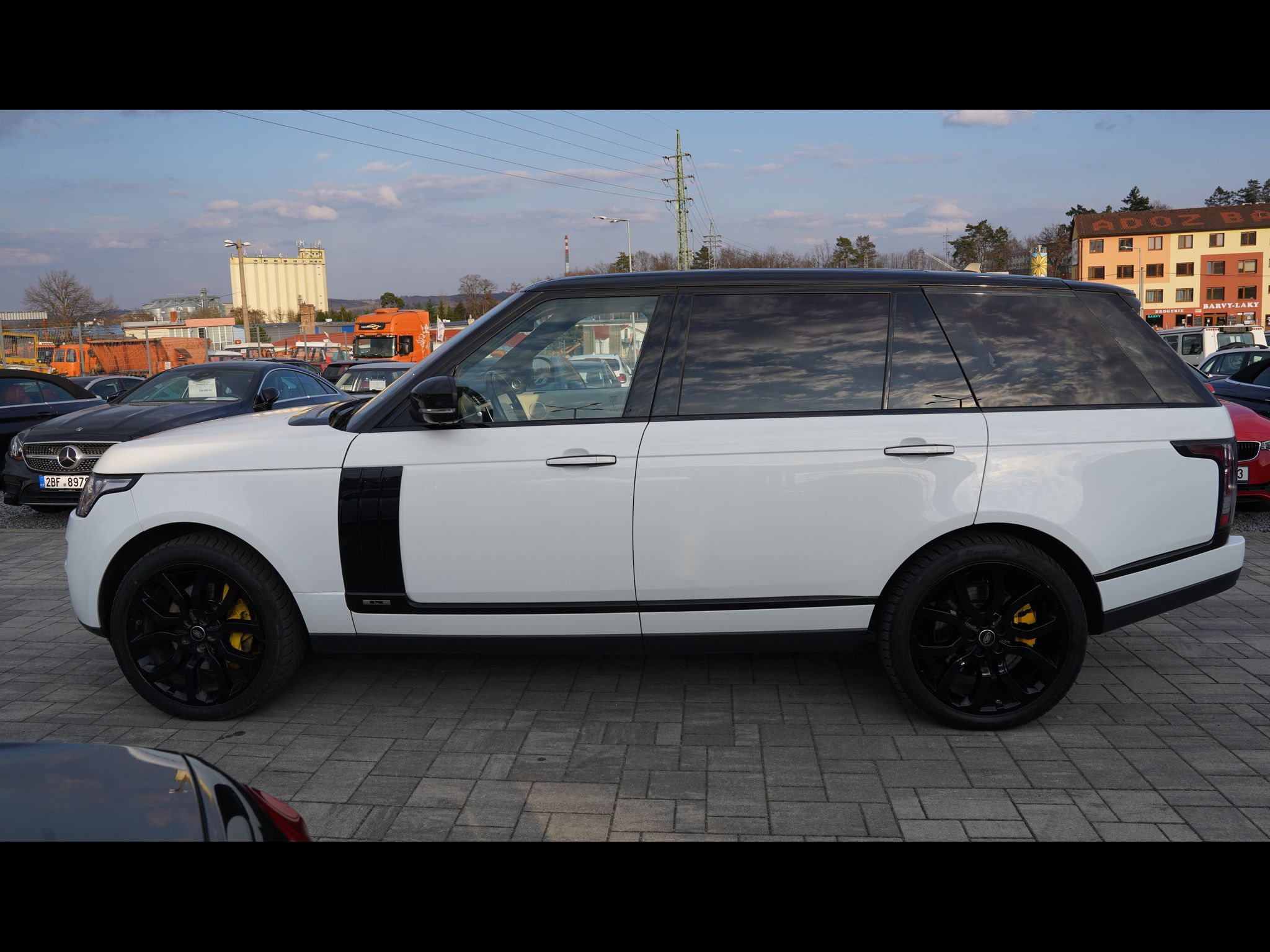 Land Rover Range Rover, 4.4 SDV8 LWB  Autobiography - fotka 3