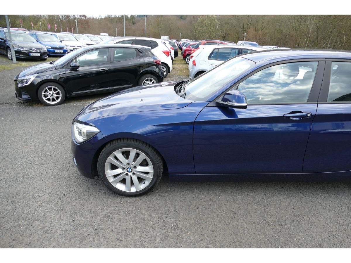BMW Řada 1, 114i 75KW DIGI-KLIMA - fotka 5