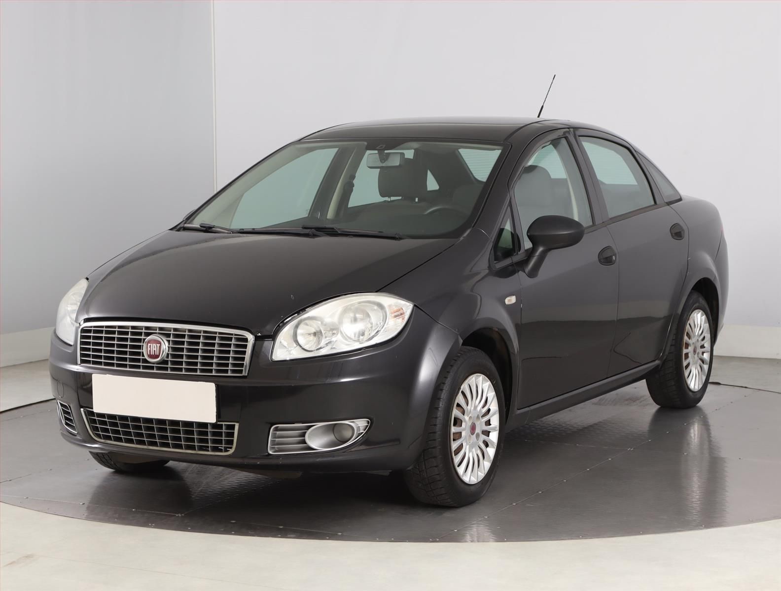 Fiat Linea, 1.4, zamluveno - fotka 2
