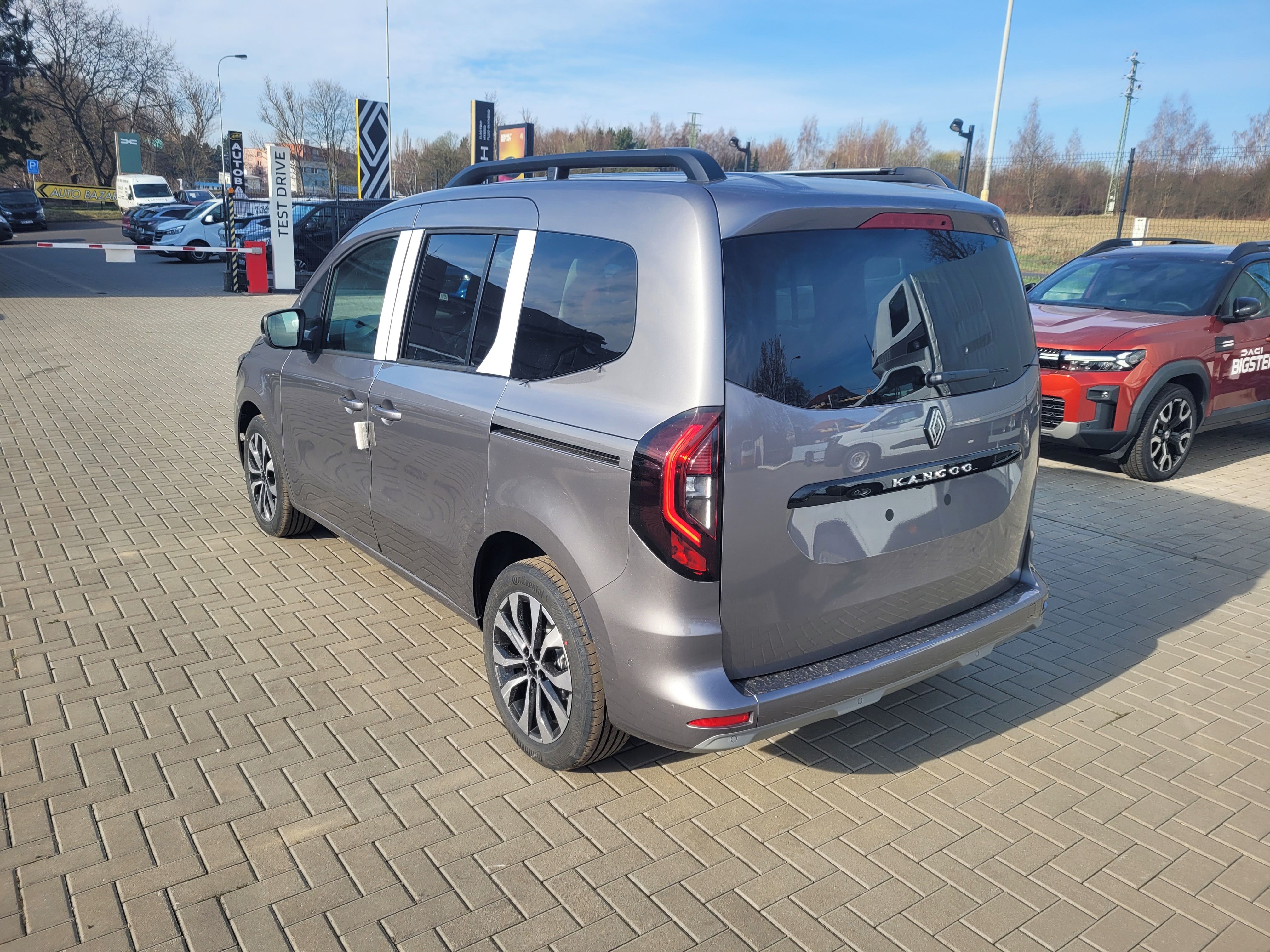 Renault Kangoo, techno blue dCi 115 - fotka 3
