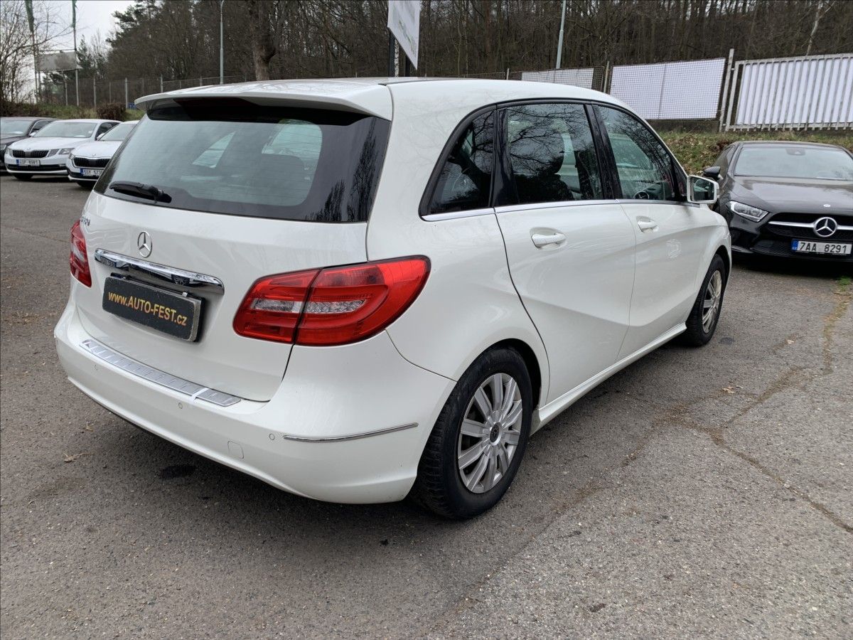Mercedes-Benz Třídy B, 1,6 B180 ČR - fotka 5