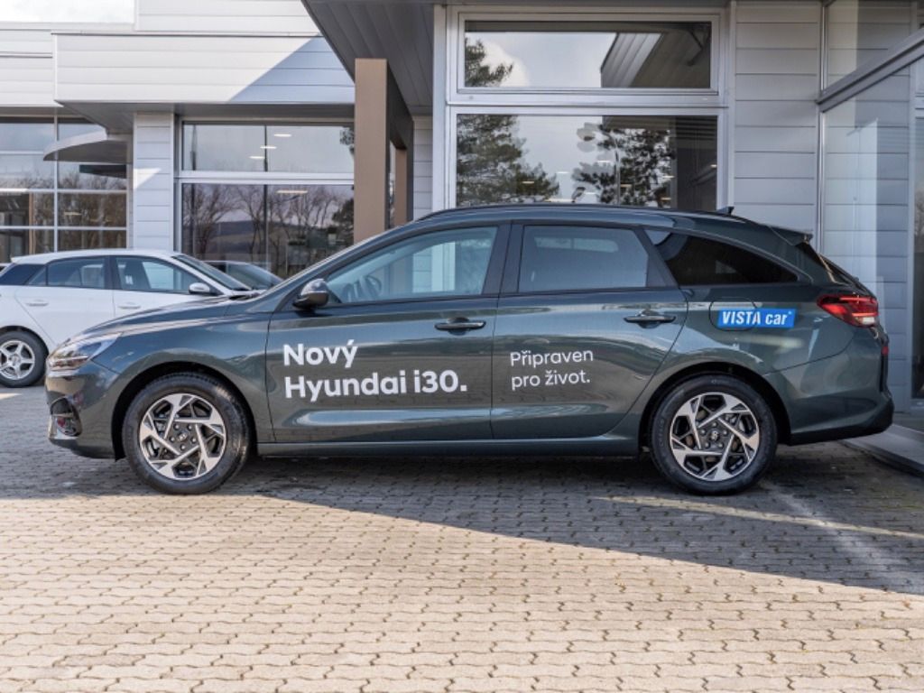 Hyundai i30, 1,5i GO CZECH - fotka 4