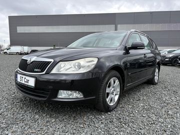 1.9TDi 77kw Elegance DSG ČR