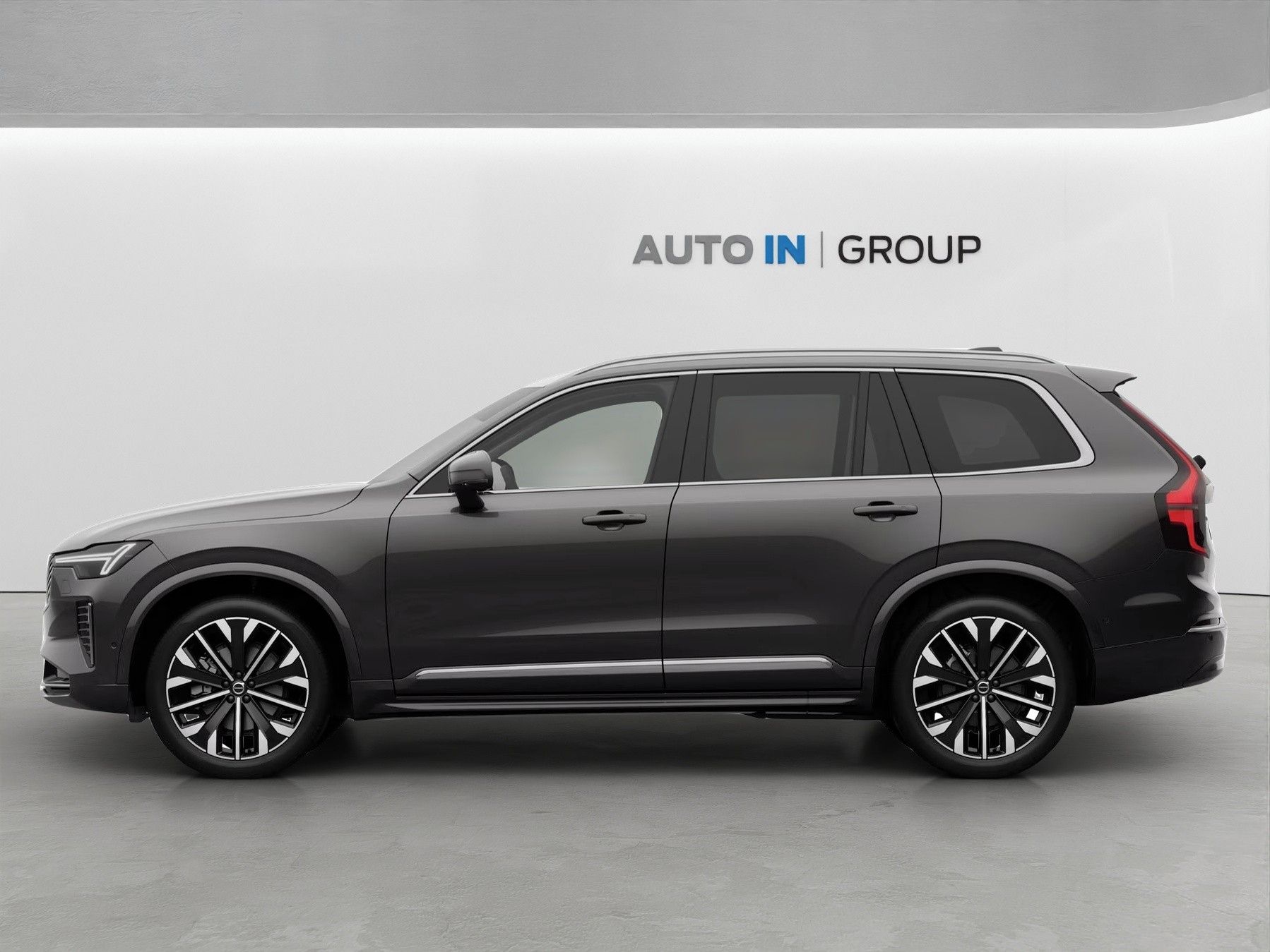 Volvo XC90, PLUS B5, 360,vzduch. odpr. - fotka 3