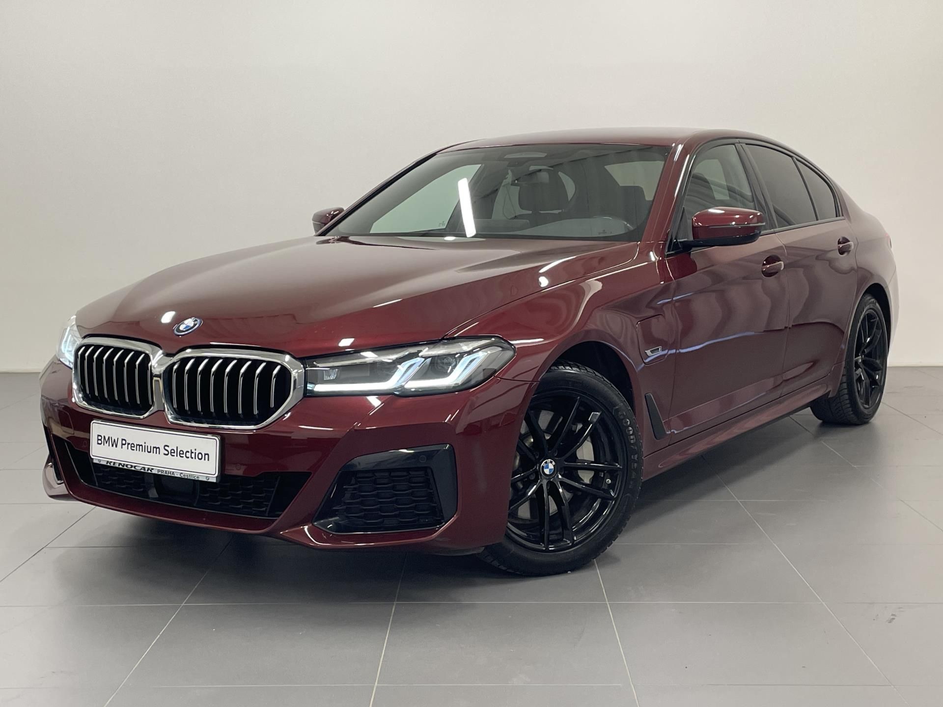 BMW Řada 5, 530e Plug-in Hybrid, Mpaket