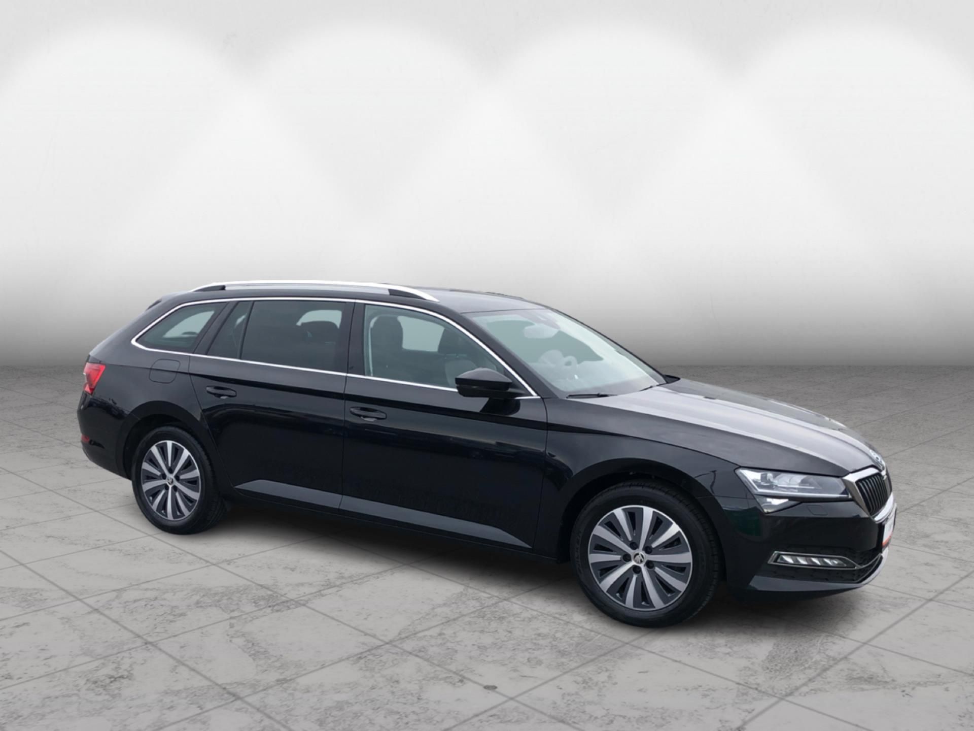 Škoda Superb, COMBI 2.0 TDi DSG 7st. SYTLE - fotka 6