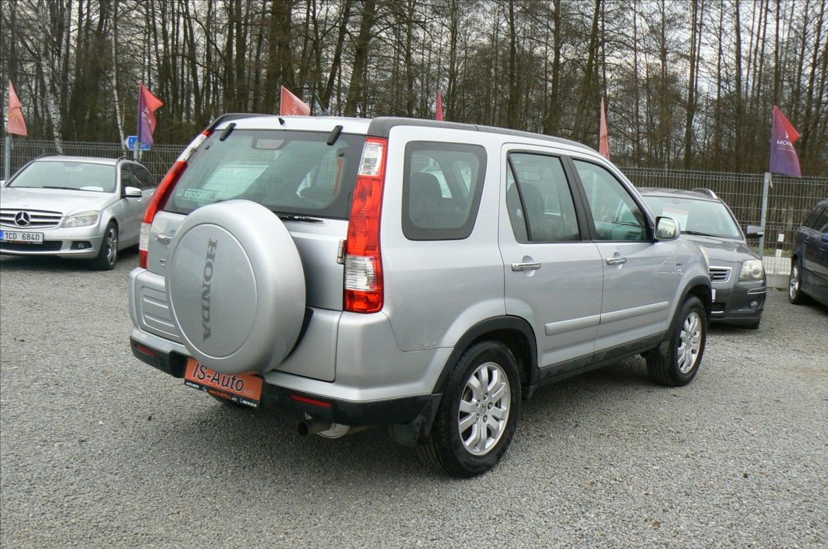 Honda CR-V, 2,0 I-VTEC 4x4 ČR - fotka 4
