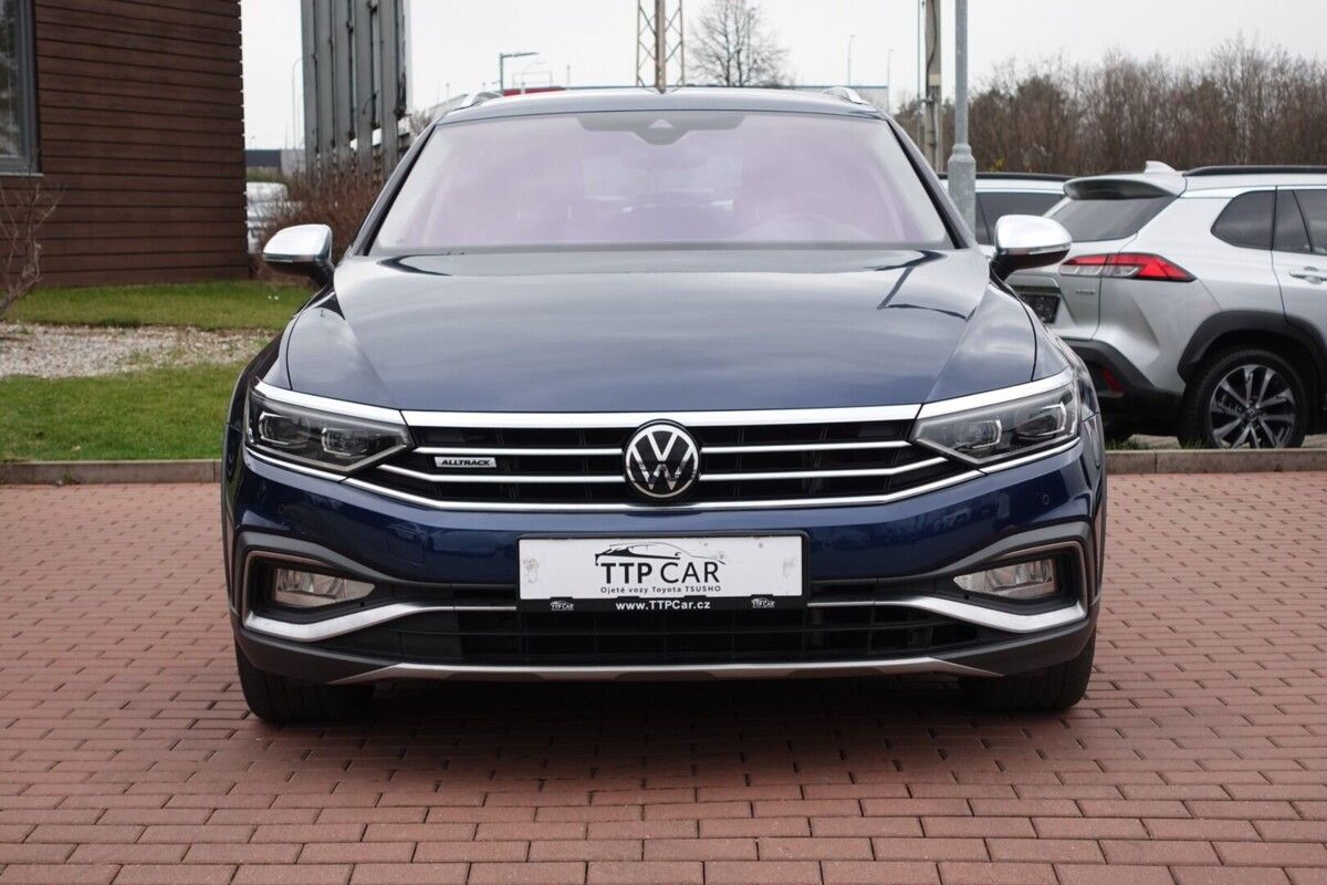 Volkswagen Passat, 2,0TSi 206kW Alltrack - fotka 2