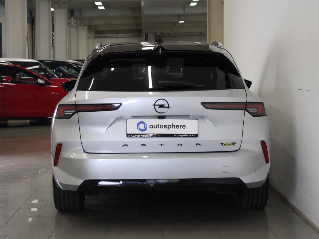 Opel Astra, 1,6 GSE 165kW Sada Tech+ Paměť - fotka 4