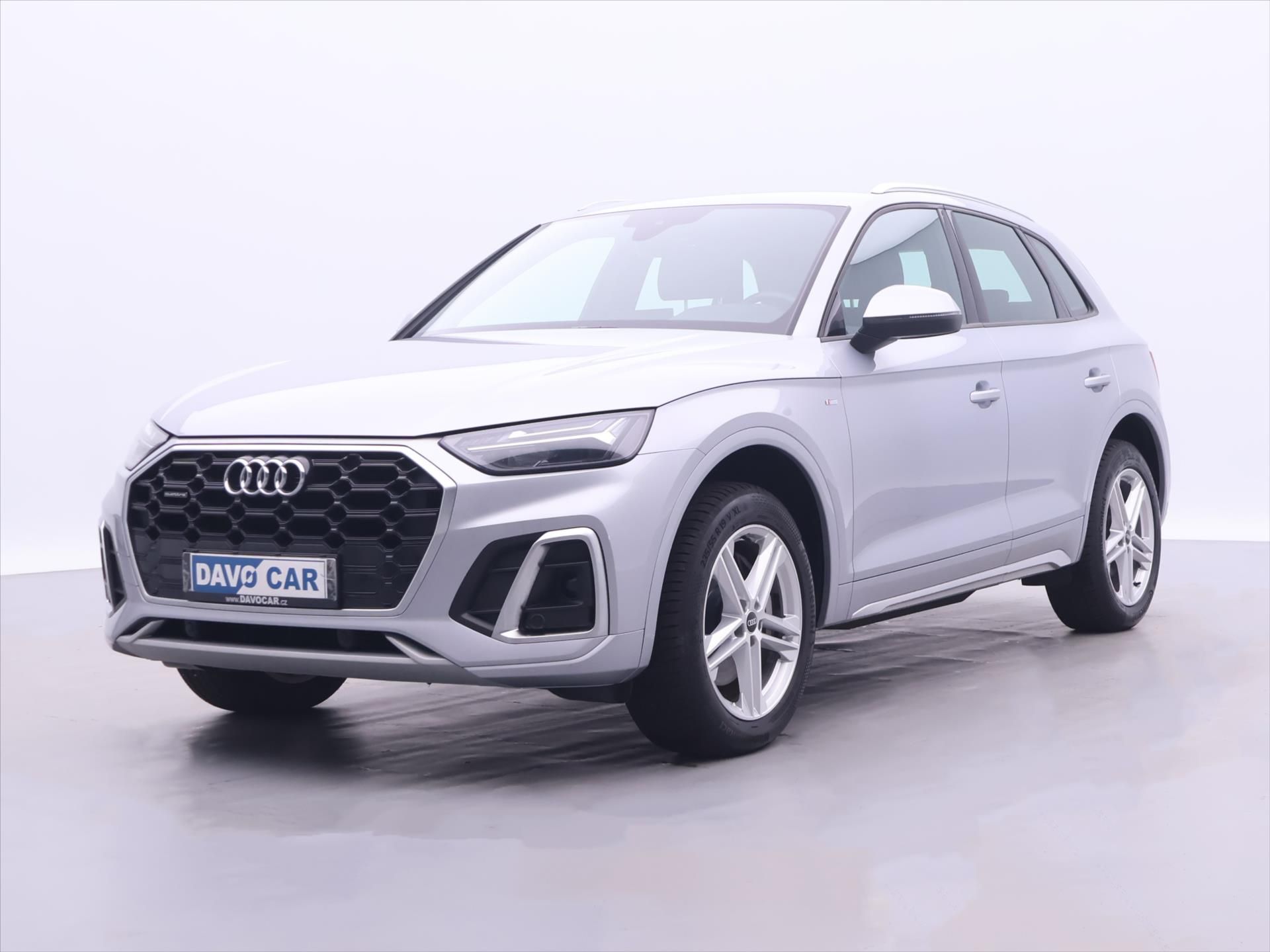Audi Q5, 3,0 50TDI 210kW S-line quattro - fotka 3